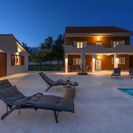 Vila Luka