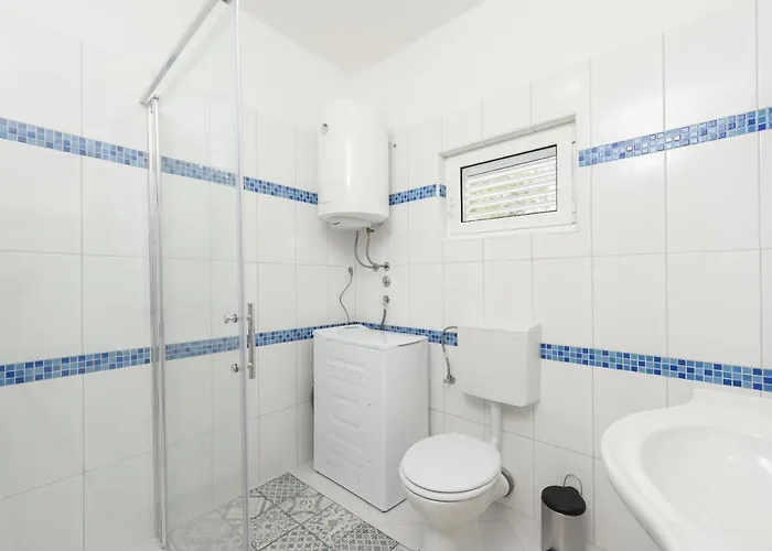 Luka Zaton Obrovacki