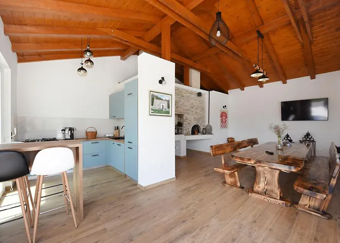 Luka Zaton Obrovacki